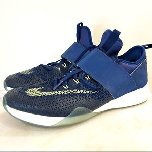 Nike Womens Air Zoom Strong 843975- 403 Blue Running Shoes Lace Up